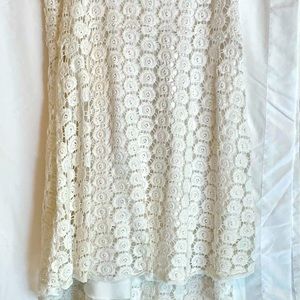 White House Black Market, crocheted, white lined skirt, size 4